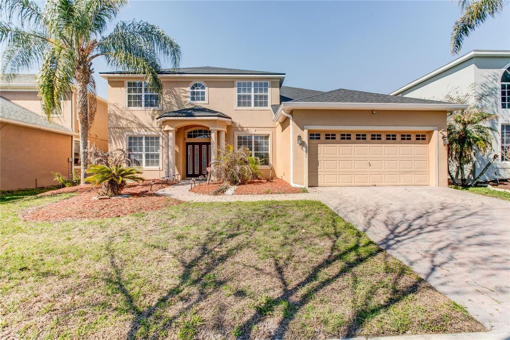 Image 2 of property listing at 1551 AMARYLLIS CIRCLE, Orlando, FL 32825