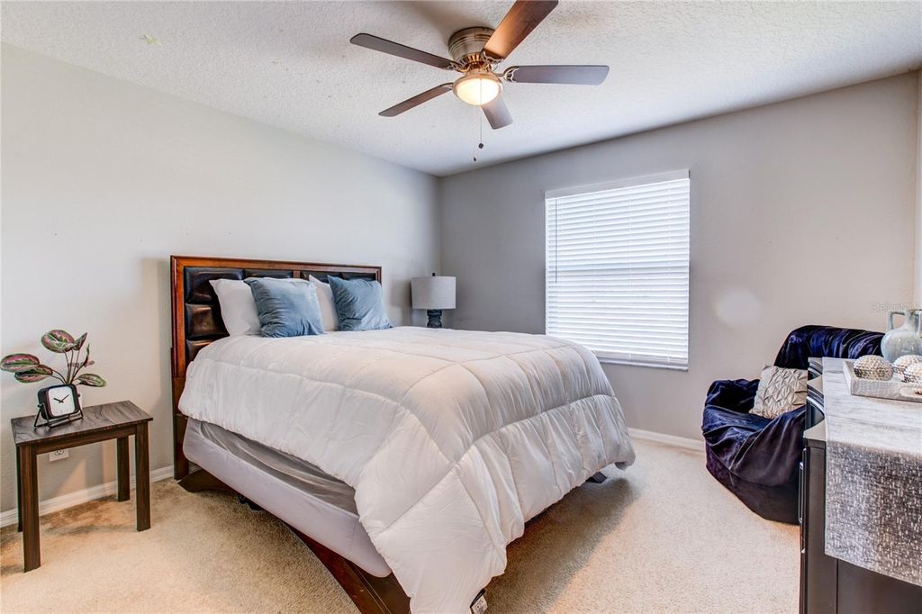 Image 21 of property listing at 1551 AMARYLLIS CIRCLE, Orlando, FL 32825