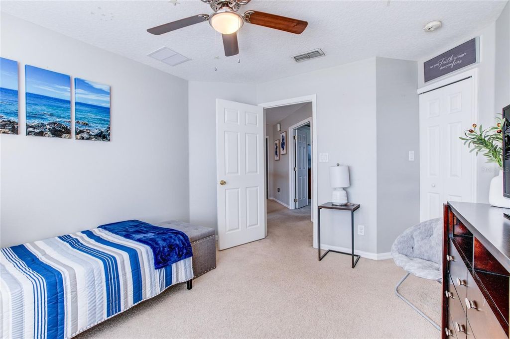 Image 24 of property listing at 1551 AMARYLLIS CIRCLE, Orlando, FL 32825