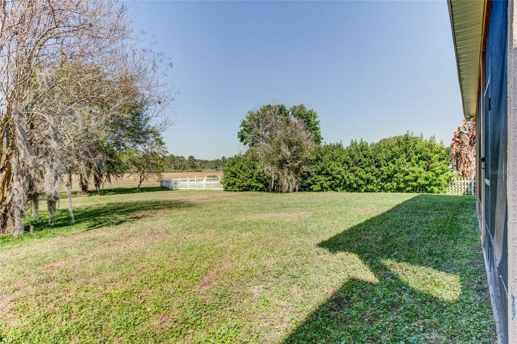 Image 28 of property listing at 1551 AMARYLLIS CIRCLE, Orlando, FL 32825