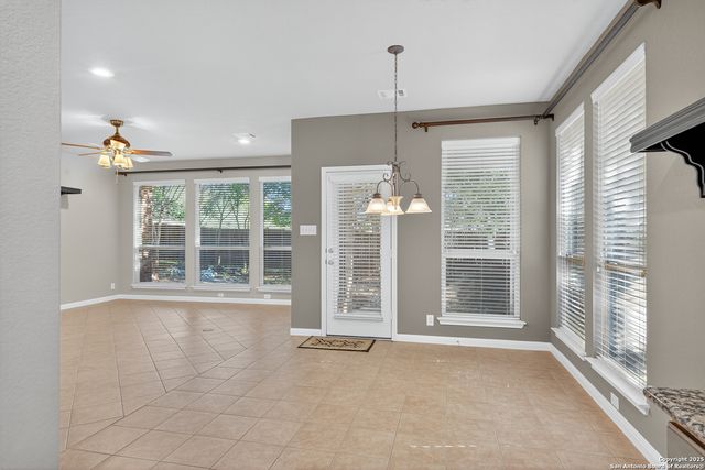 1927 Milan, San Antonio, TX 78258