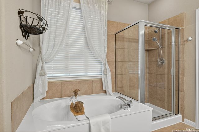 1927 Milan, San Antonio, TX 78258