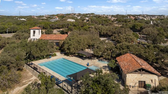 1927 Milan, San Antonio, TX 78258