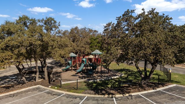 1927 Milan, San Antonio, TX 78258