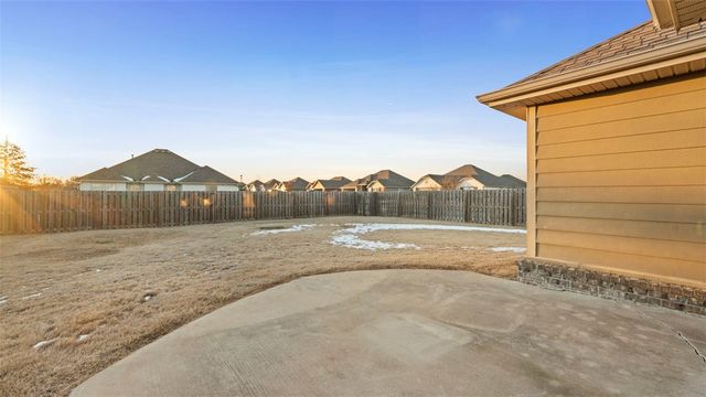 3960 Deerhurst Street, Springdale, AR 72764