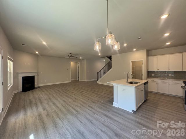 1606 Autumn Lane 114, York, SC 29745