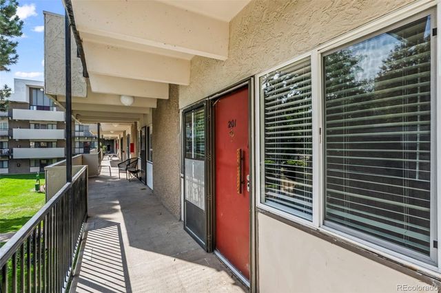 384 S Ironton Street 201, Aurora, CO 80012
