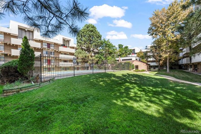 384 S Ironton Street 201, Aurora, CO 80012