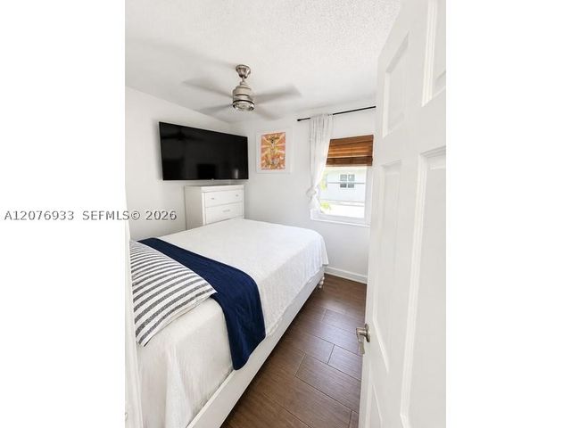 985 SW 10th St 1, Miami, FL 33130