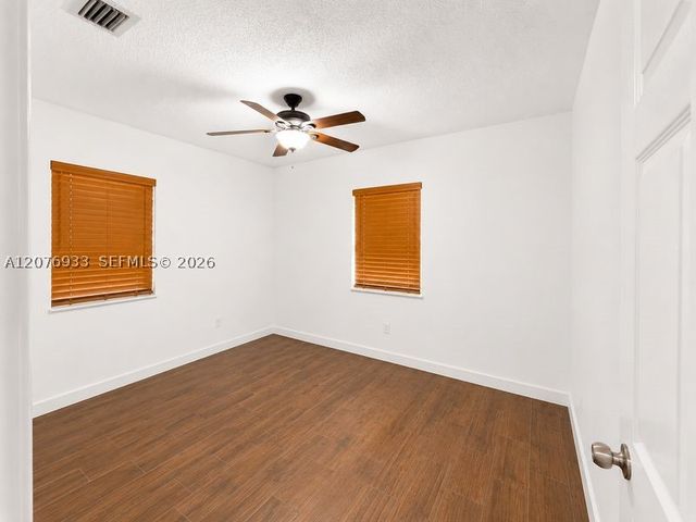 985 SW 10th St 1, Miami, FL 33130
