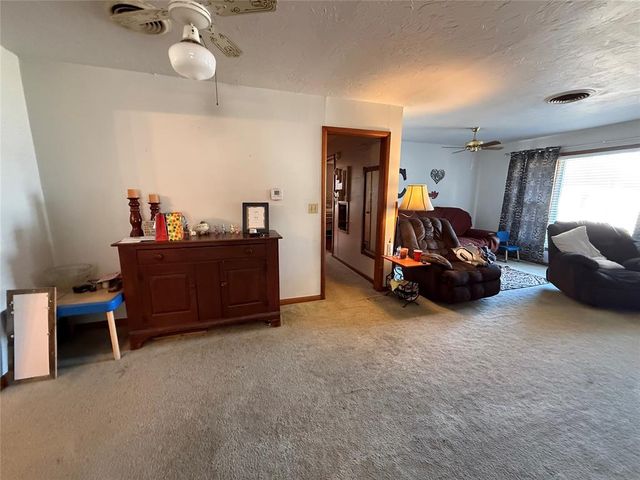 1311 S Reno Avenue, El Reno, OK 73036