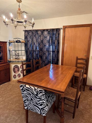 1311 S Reno Avenue, El Reno, OK 73036