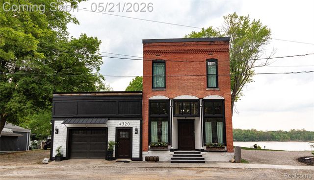 4520 Water Street, Columbiaville Village, MI 48421