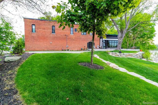 4520 Water Street, Columbiaville Village, MI 48421