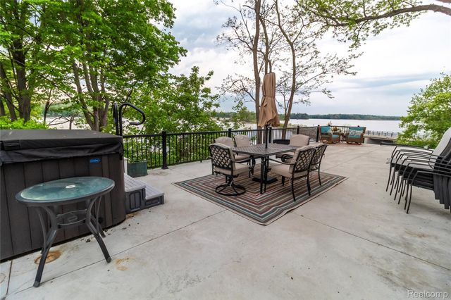 4520 Water Street, Columbiaville Village, MI 48421