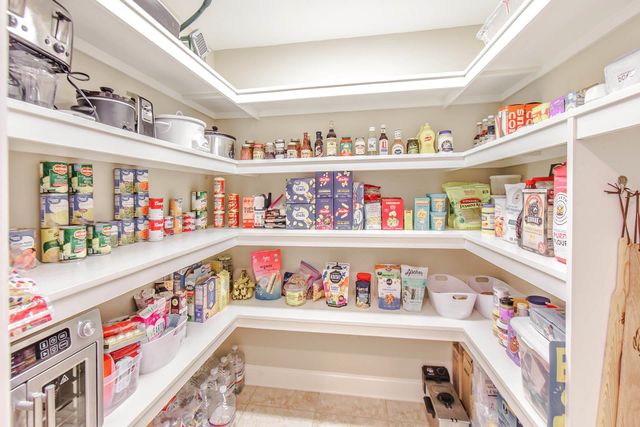 805 Chene Dr, Houma, LA 70364