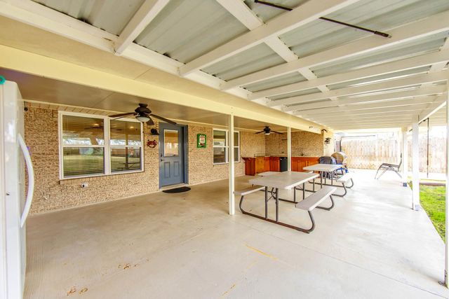 805 Chene Dr, Houma, LA 70364