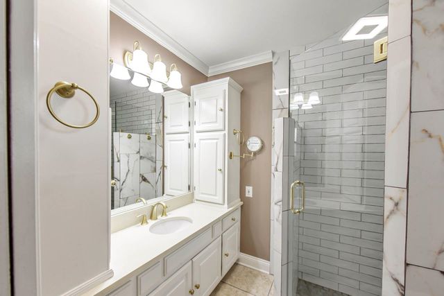 805 Chene Dr, Houma, LA 70364