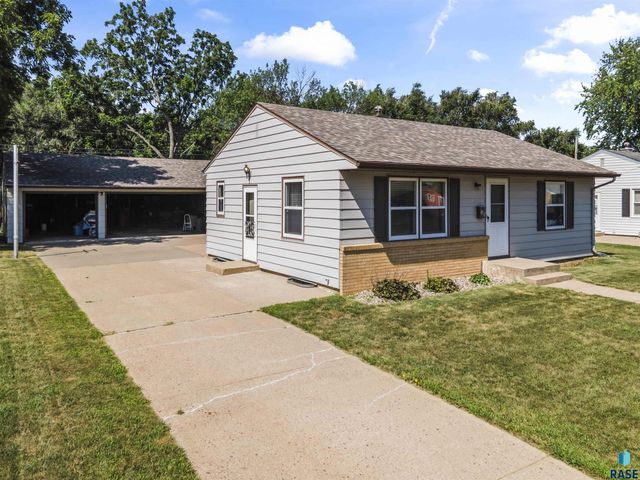 709 N Leadale Ave Avenue, Sioux Falls, SD 57103