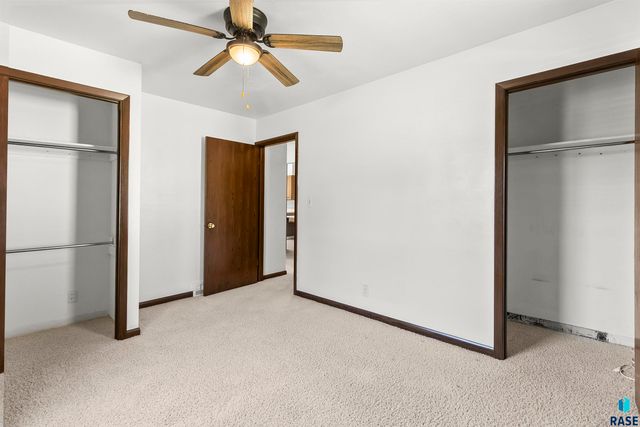 709 N Leadale Ave Avenue, Sioux Falls, SD 57103