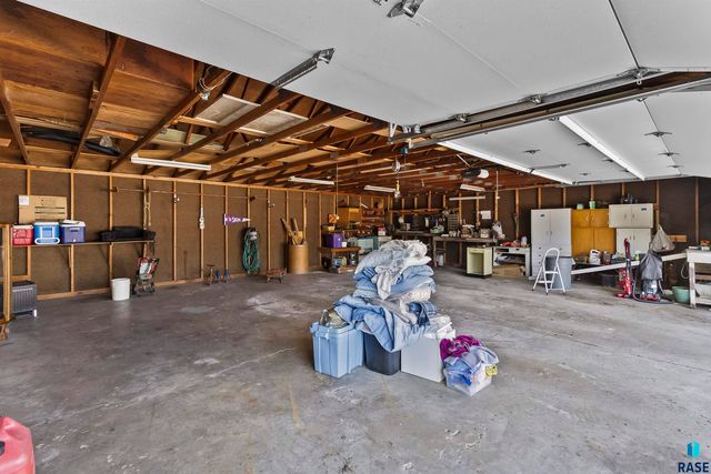 709 N Leadale Ave Avenue, Sioux Falls, SD 57103