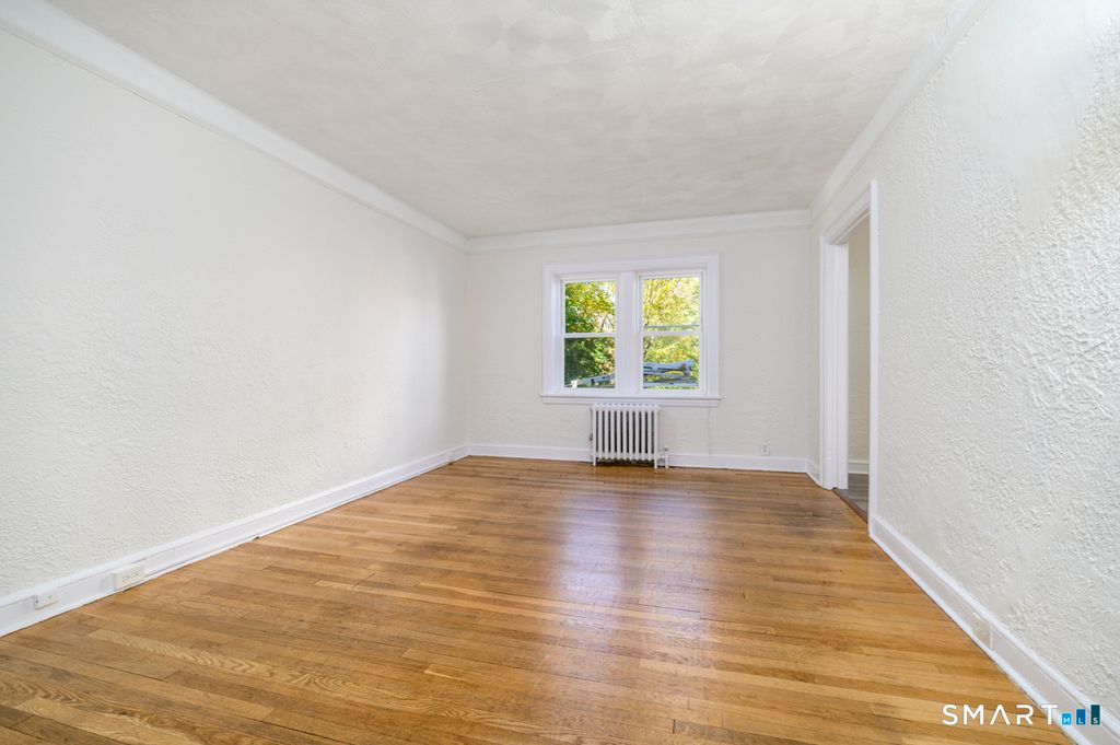 8 Washington Court 104, Stamford, CT 06902