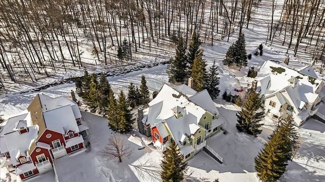 89A Sun Bowl Ridge Rd, Stratton, VT 05155