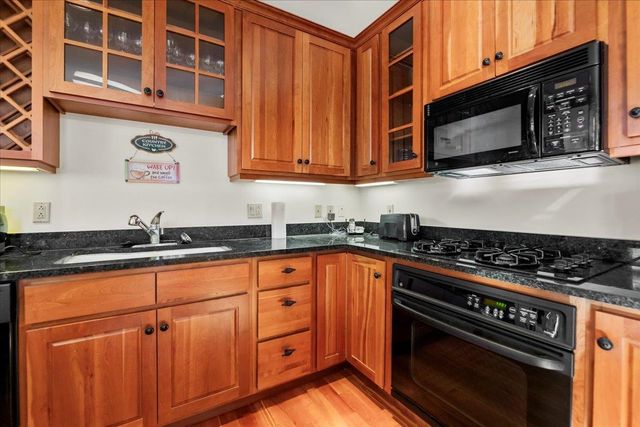 89A Sun Bowl Ridge Rd, Stratton, VT 05155