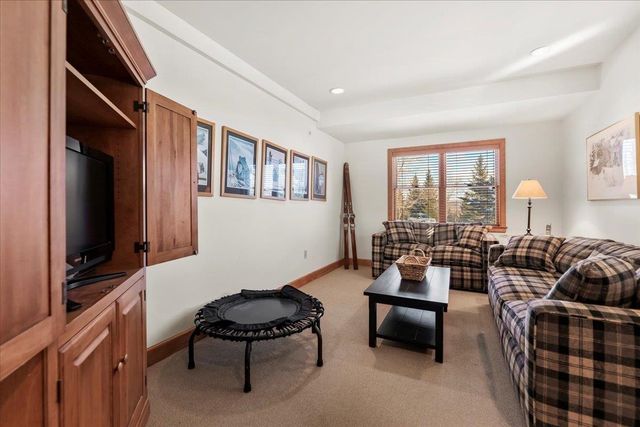 89A Sun Bowl Ridge Rd, Stratton, VT 05155