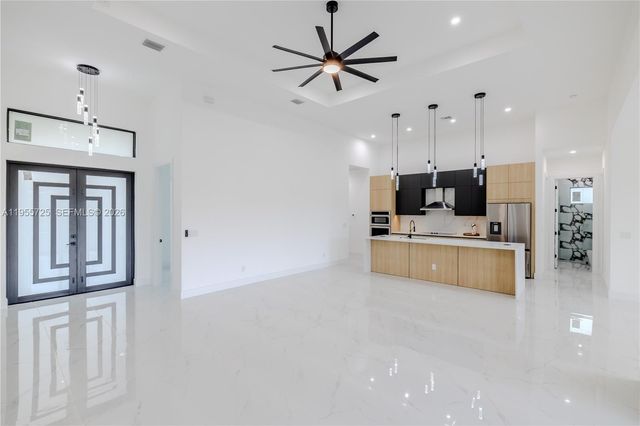 920 SE 5TH TER, Cape Coral, FL 33990