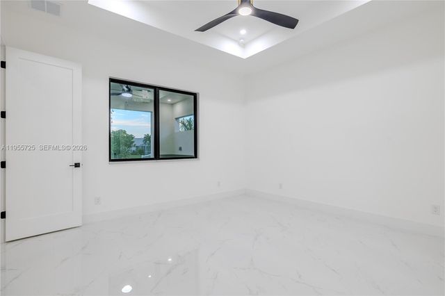 920 SE 5TH TER, Cape Coral, FL 33990