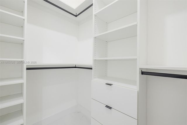 920 SE 5TH TER, Cape Coral, FL 33990