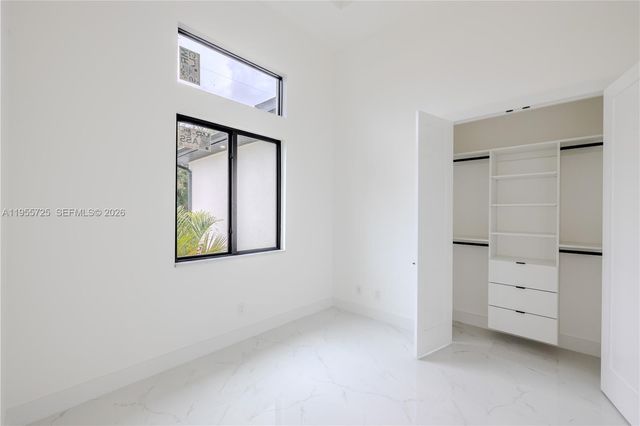 920 SE 5TH TER, Cape Coral, FL 33990