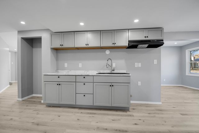 3813 Morgan Street, Steger, IL 60475