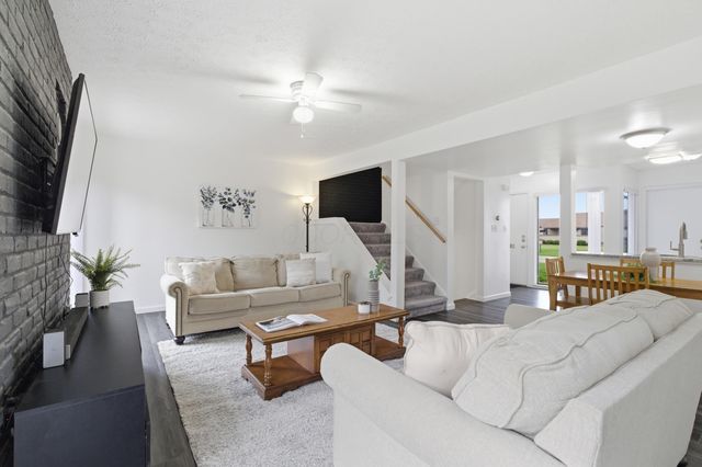 5272 Westbury Drive, 13B, Columbus, OH 43228