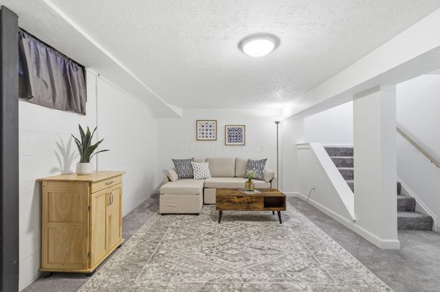 5272 Westbury Drive, 13B, Columbus, OH 43228