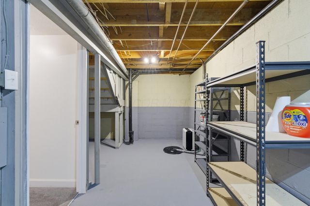 5272 Westbury Drive, 13B, Columbus, OH 43228