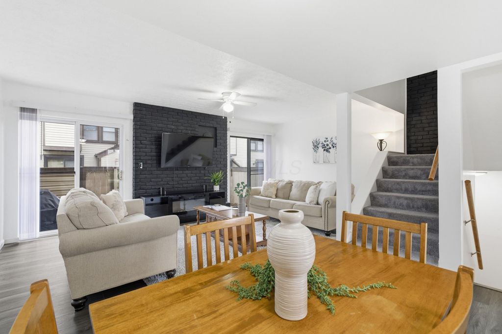 5272 Westbury Drive, 13B, Columbus, OH 43228