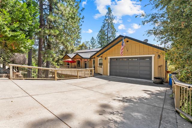17067 Lawrence Way, Grass Valley, CA 95949