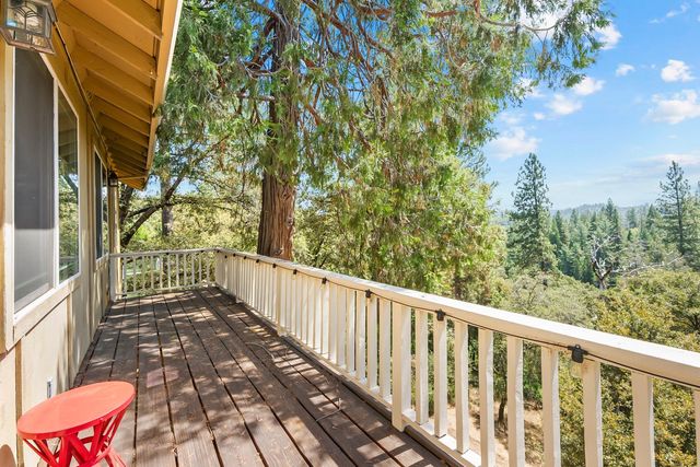 17067 Lawrence Way, Grass Valley, CA 95949
