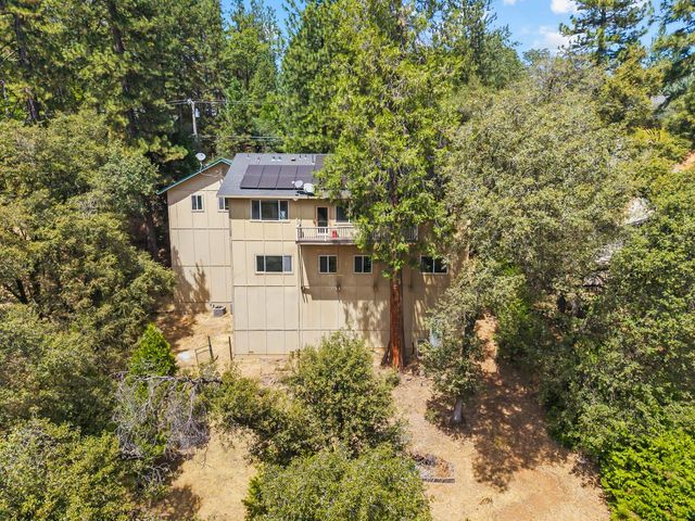 17067 Lawrence Way, Grass Valley, CA 95949