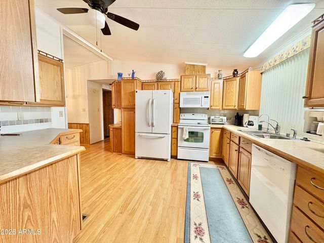 652 S Ellsworth Road 142, Mesa, AZ 85208