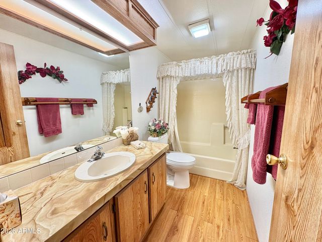 652 S Ellsworth Road 142, Mesa, AZ 85208