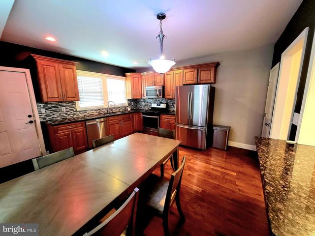 423 KNORR ST, Philadelphia, PA 19111