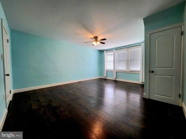 423 KNORR ST, Philadelphia, PA 19111
