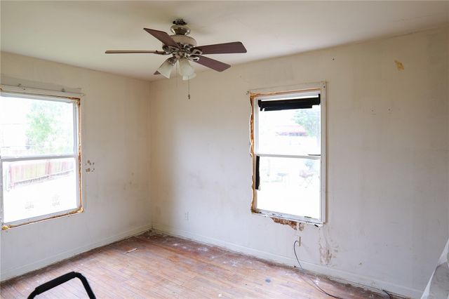 2109 Shirley Dr, Corpus Christi, TX 78416