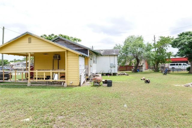 2109 Shirley Dr, Corpus Christi, TX 78416