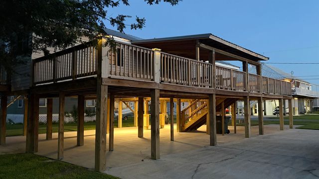 208 Lynn St, Chauvin, LA 70344