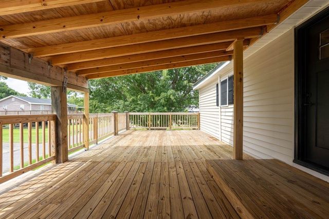 208 Lynn St, Chauvin, LA 70344