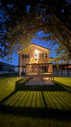 208 Lynn St, Chauvin, LA 70344